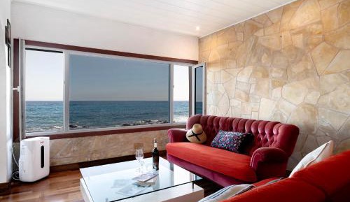 Superior One-Bedroom Apartment