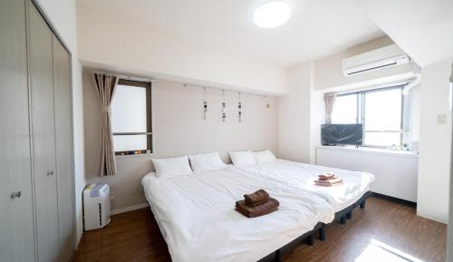 Quadruple Room with Private Bathroom