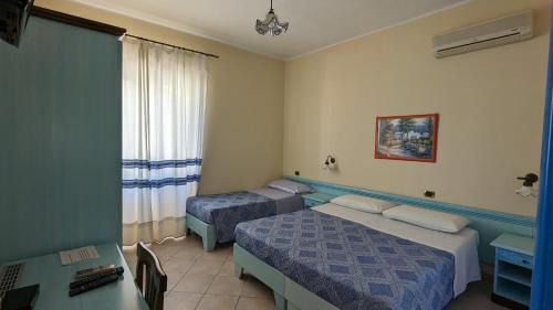 Triple Room with Private Bathroom