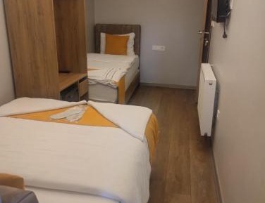 Triple Room with Garden View