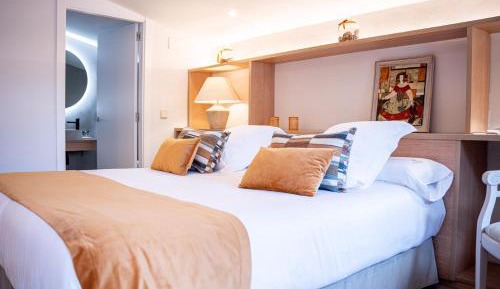 Superior Double or Twin Room with Terrace