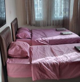 Economy Triple Room