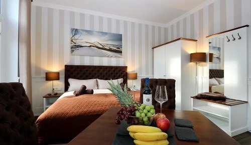 Studio Nr. 2 - with Winter Garden