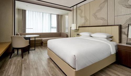 M Club Room with M Club lounge access and City view