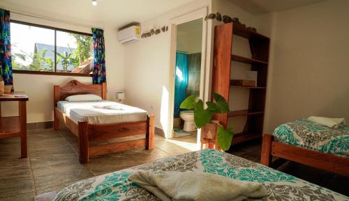 Quadruple Room with Private Bathroom