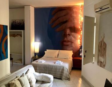 Studio with Garden View