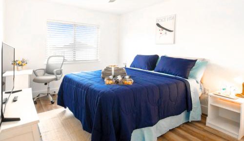 Double Room with Shared Toilet