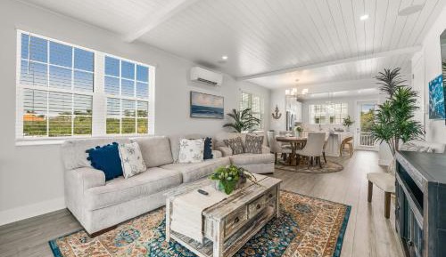 Three-Bedroom Holiday Home 