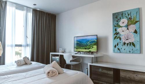 Triple Room with View