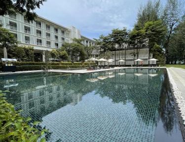 Premier Queen Room with Two Queen Beds with Balcony and Sea View