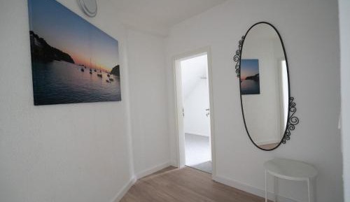 Single Room with Shared Bathroom