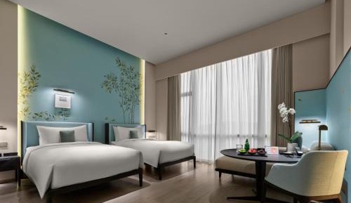 Twin Room with City View