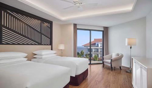 Deluxe Room with Ocean View and Balcony