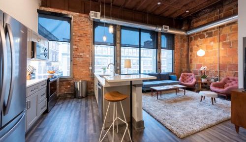 Apartment with Balcony