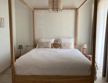 Deluxe Double Room with Bath