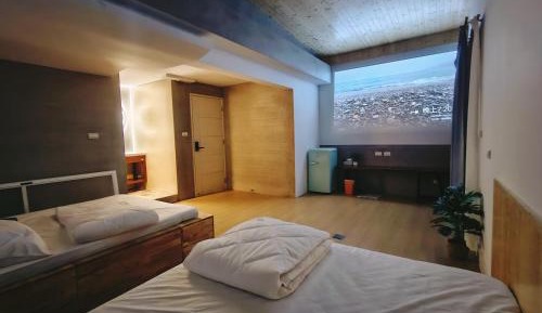 Deluxe Family Suite