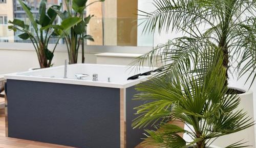 Superior Double Room with Terrace and Jacuzzi