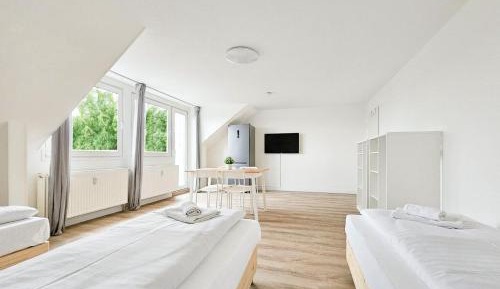 Three-Bedroom Apartment with Balcony