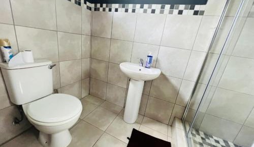 Double Room with Private Bathroom