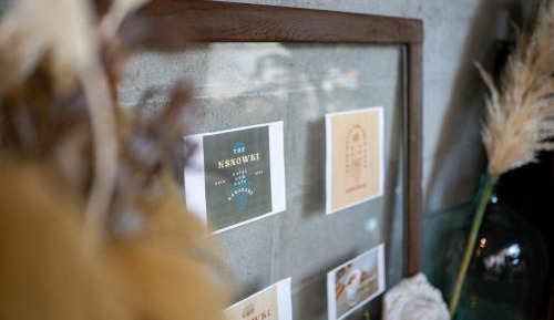 One-Bedroom Apartment with Balcony