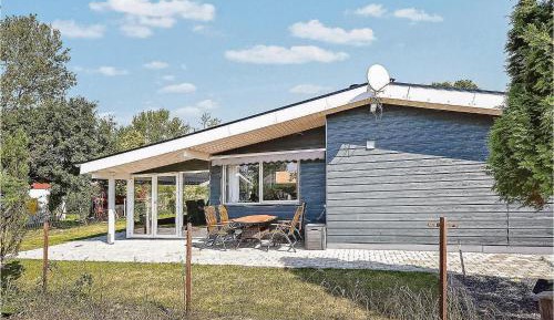 Two-Bedroom Holiday Home