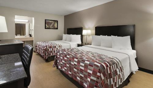 Deluxe Room with Two Queen Beds Non-Smoking