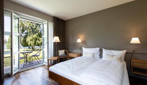 Double Room with Lake View