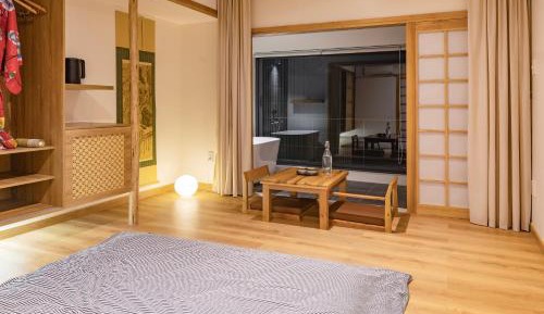 Double Room with Spa Bath