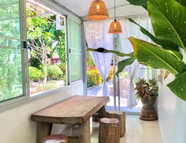 Cottage with Garden View
