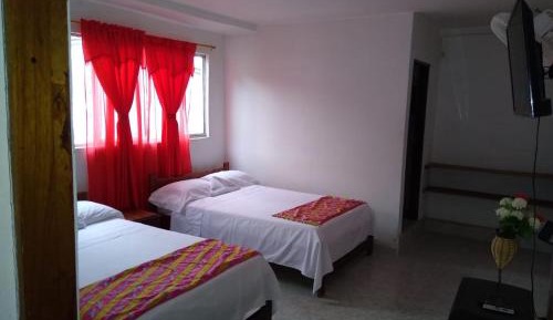Standard Twin Room with Mountain View