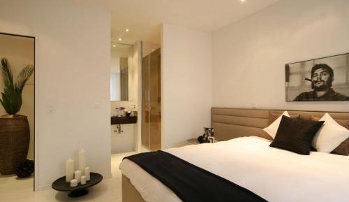 Junior Two-Bedroom Apartment