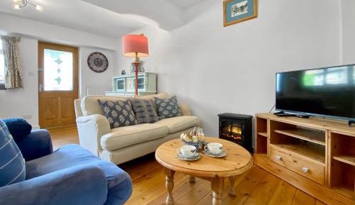 One-Bedroom Holiday Home