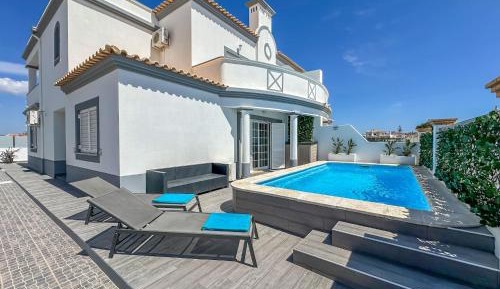 Deluxe Villa