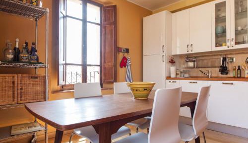 Superior One-Bedroom Apartment