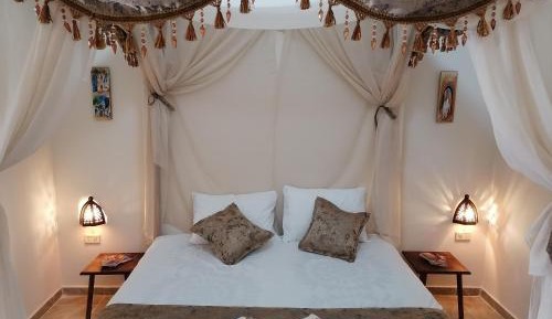 Double Room with Mountain View