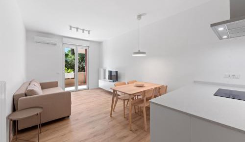 Apartment with Terrace