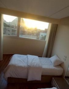 Single Room with Mountain View