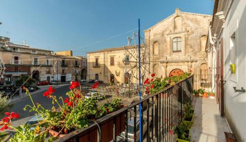 Deluxe Single Room with Balcony