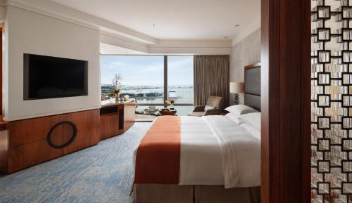 Deluxe City View Room