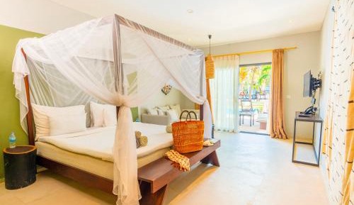 King Room with Pool View