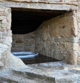 Deluxe Double Room (2 Adults + 1 Child)