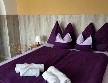 Apartment (2 Adults)