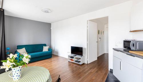 Studio with Balcony