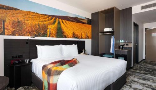 Accessible Standard King Room