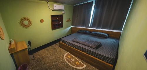 Triple Room with Shared Bathroom