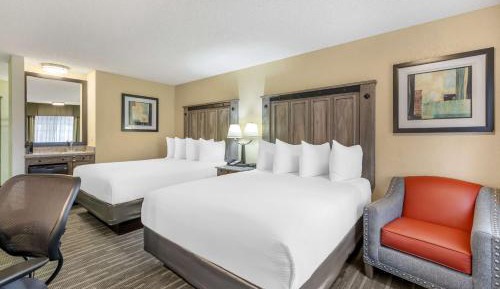 Queen Room with Two Queen Beds - Non-Smoking