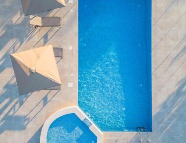 Deluxe Suite with Sea View