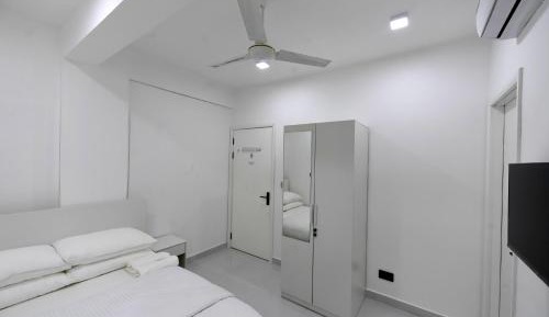 Double Room with Partial Sea View