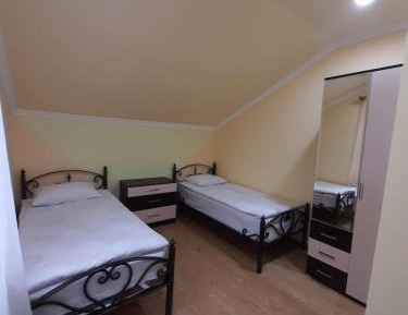 Twin Room with Private Bathroom