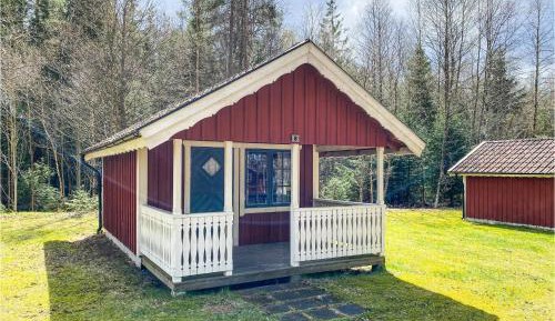 One-Bedroom Holiday Home